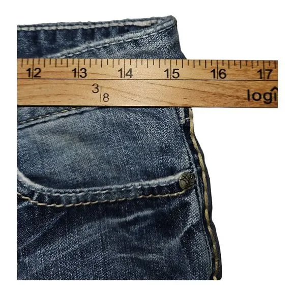 BKE Sabrina Shorts Women's 26 Bermuda Low Rise Blue Denim Embroidered Distressed - Picture 4 of 10